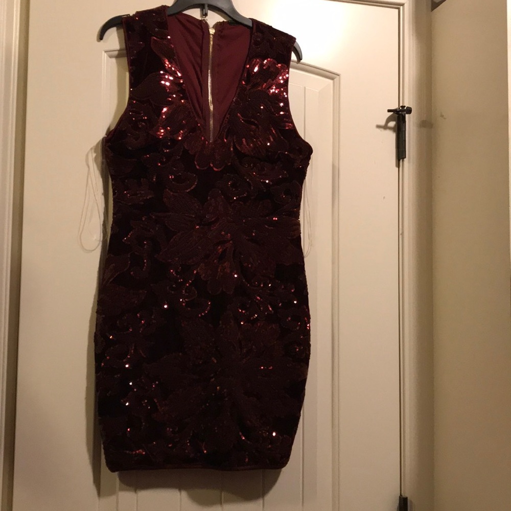 Dress - Picture 2 of 5